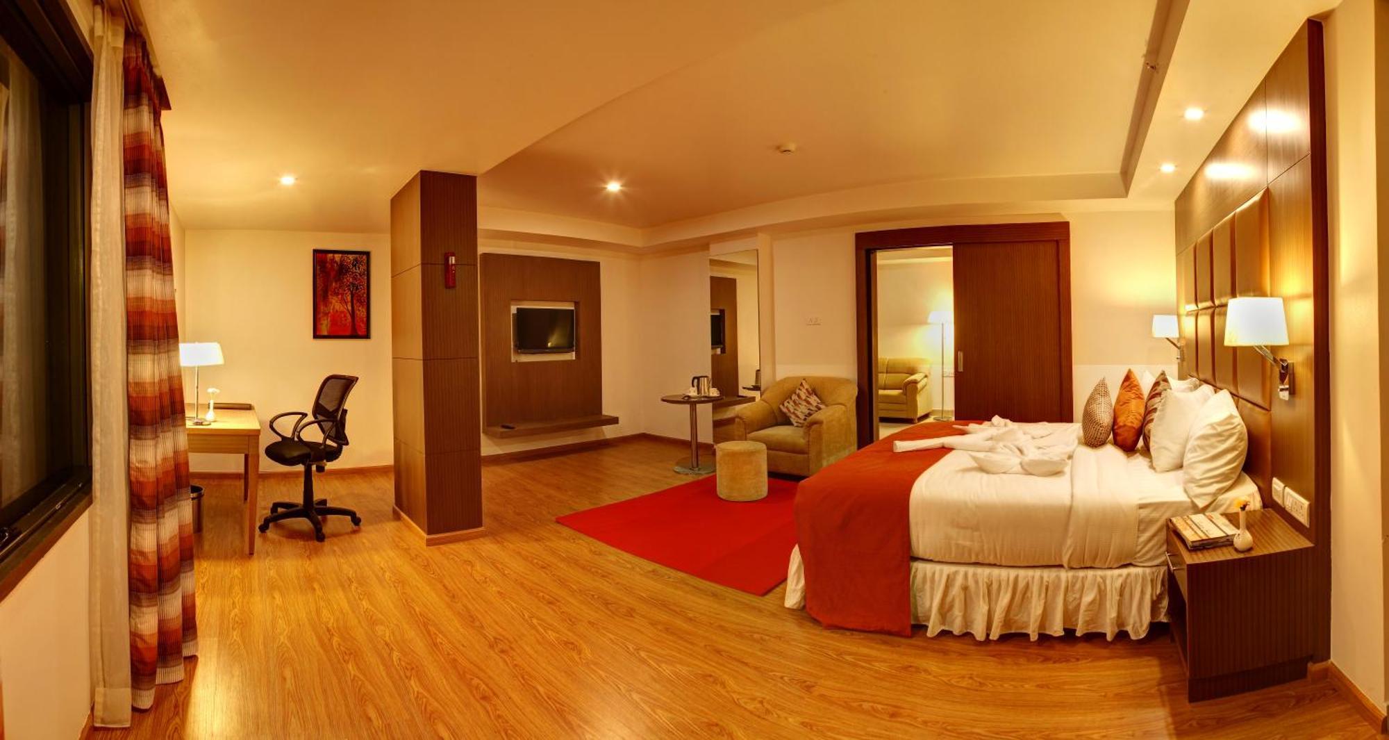 The Atrium Boutique Hotel Майсур Экстерьер фото
